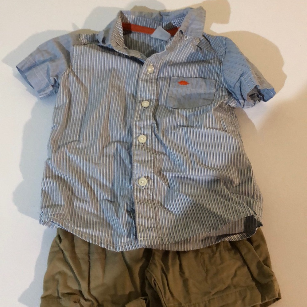 Carter’s summer outfit. Size 9months